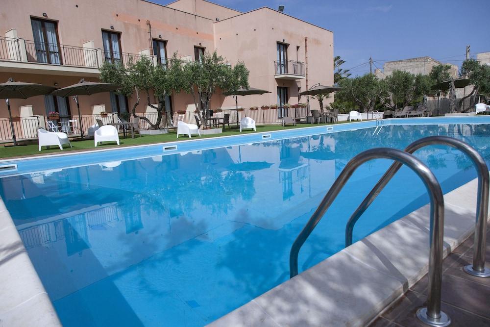 Hotel Achibea San Vito Lo Capo Exterior photo